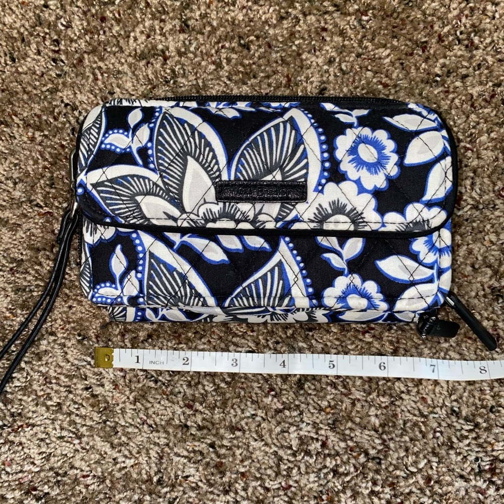 Vera Bradley RIFD Wallet